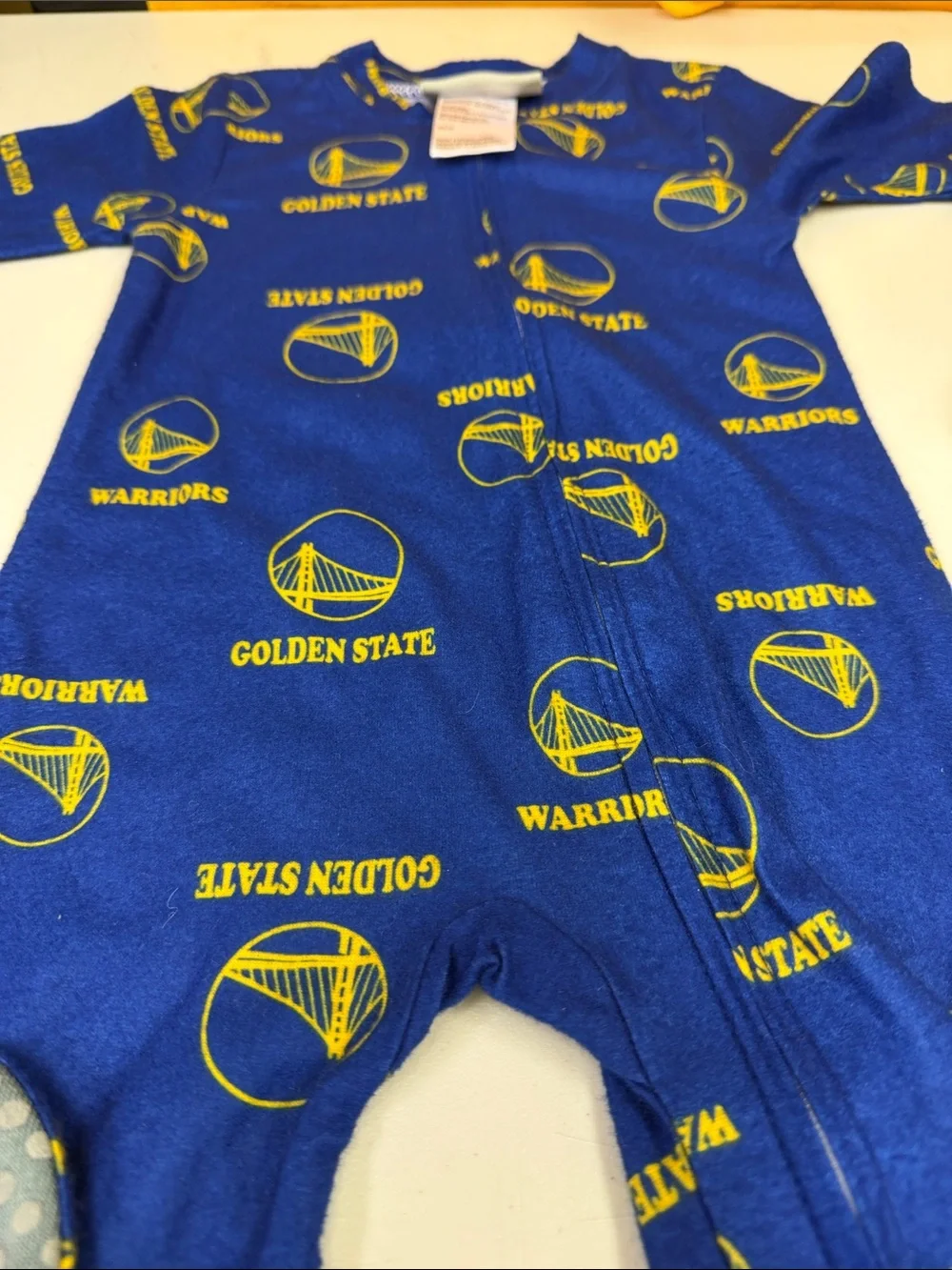 Golden State Warriors Blue & Yellow Baby One-Piece Pajamas size 0-3 months new